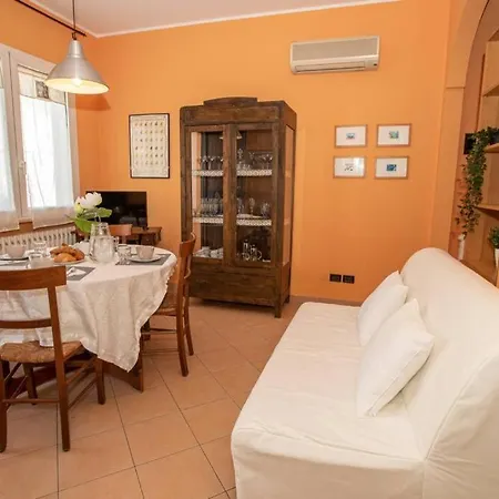 A 200 M Dal Mare Villetta Con Spazioso Giardino Casa de Férias *